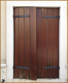 Infissi prima del restauro