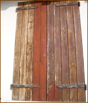 Infissi prima del restauro