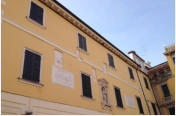 Infissi prima del restauro